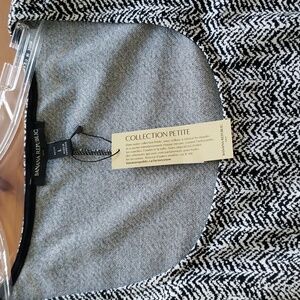 Black & White Patterned Sleeveless Knit Dress size Petite Large